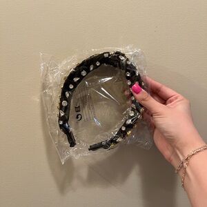Elegant Black Headband with Jewels